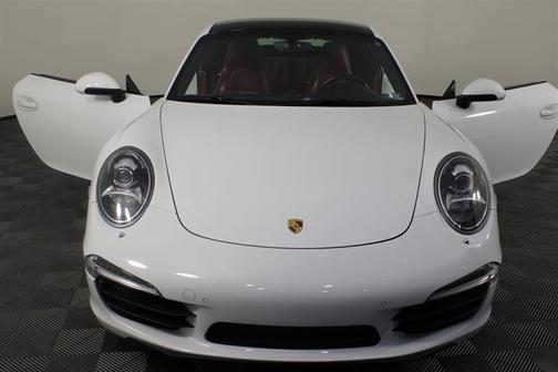 2015 Porsche 911 Carrera