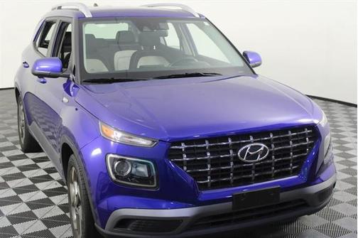 2021 Hyundai VENUE SEL