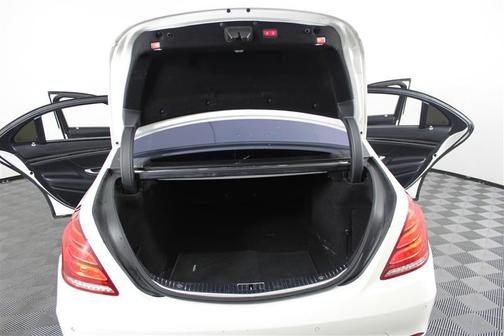 designo Diamond White Metallic 2017 Mercedes-Benz S-Class S 550