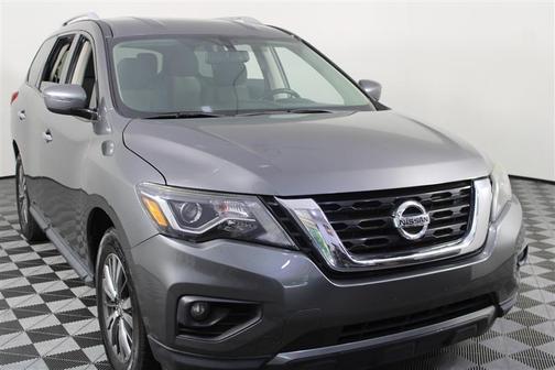 2019 Nissan Pathfinder SV