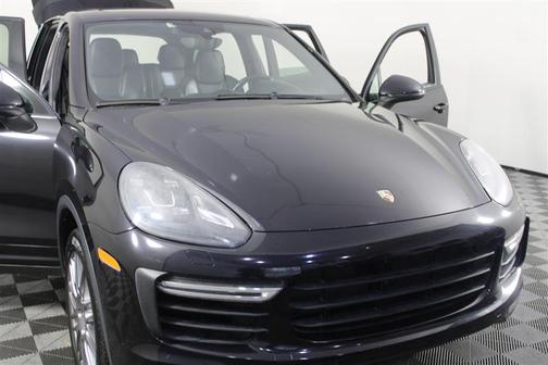 2015 Porsche Cayenne Turbo