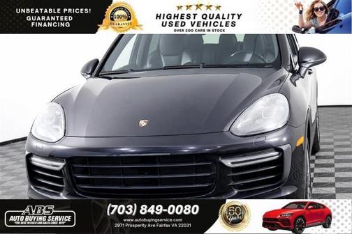 Jet Black Metallic 2015 Porsche Cayenne Turbo