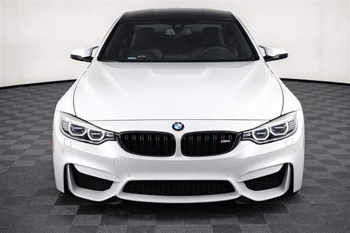 Alpine White 2015 BMW M4 Base