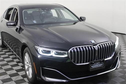 Black Sapphire Metallic 2020 BMW 750 i xDrive