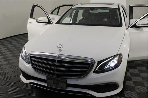 2017 Mercedes-Benz E-Class 4MATIC