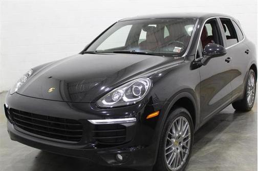 2016 Porsche Cayenne Base