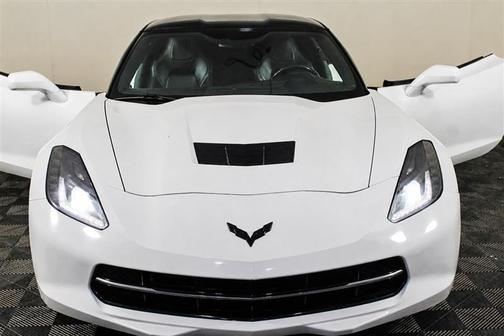 Arctic White 2015 Chevrolet Corvette Stingray