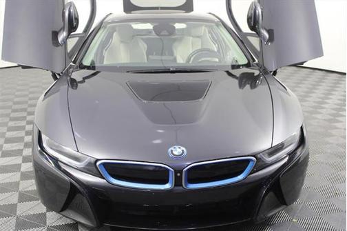 2016 BMW i8