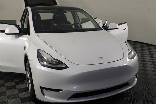Pearl White Multi-Coat 2021 Tesla Model Y Long Range Dual Motor All-Wheel Drive