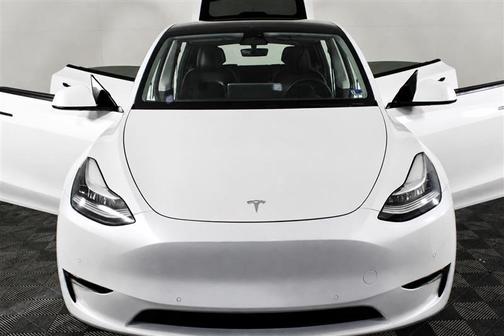 Pearl White Multi-Coat 2021 Tesla Model Y Long Range Dual Motor All-Wheel Drive
