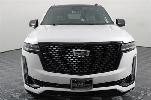 2022 Cadillac Escalade Luxury