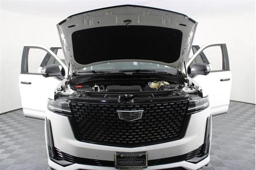 2022 Cadillac Escalade Luxury