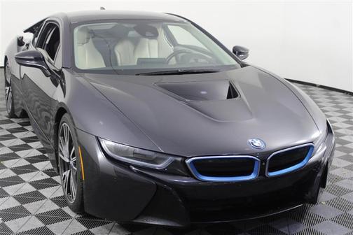 2016 BMW i8 