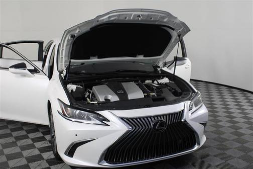 2021 Lexus ES 350 Base