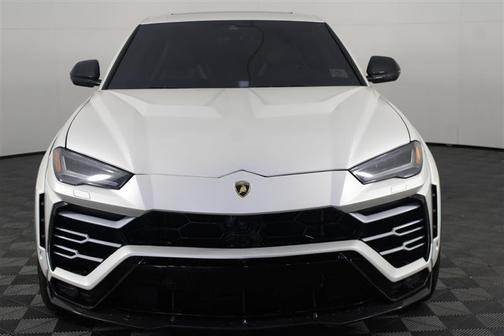 2019 Lamborghini Urus WIDEBODY KIT