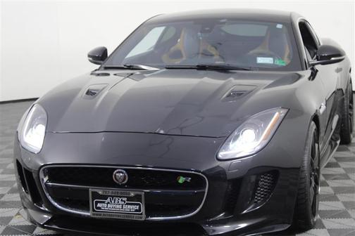 2016 Jaguar F-TYPE R