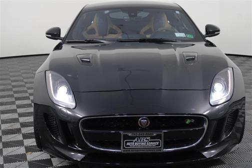 2016 Jaguar F-TYPE R