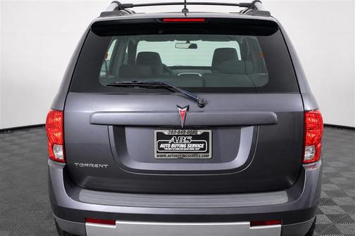 Liquid Silver Metallic 2007 Pontiac Torrent Base