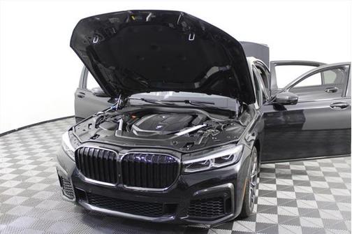 2021 BMW 740 740i MSPORT