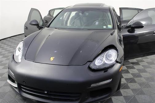 2014 Porsche Panamera 4