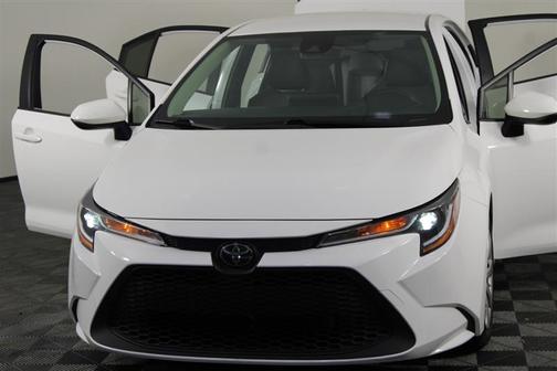 White 2022 Toyota Corolla LE