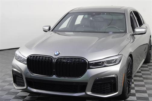 2020 BMW 740 740i