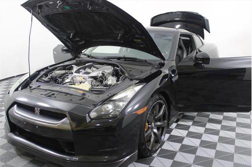 2010 Nissan GT-R Premium