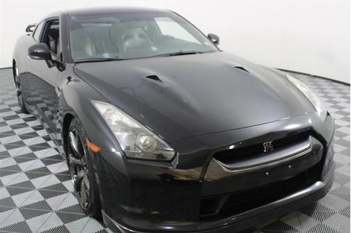 2010 Nissan GT-R Premium