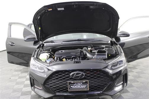 2019 Hyundai Veloster Base