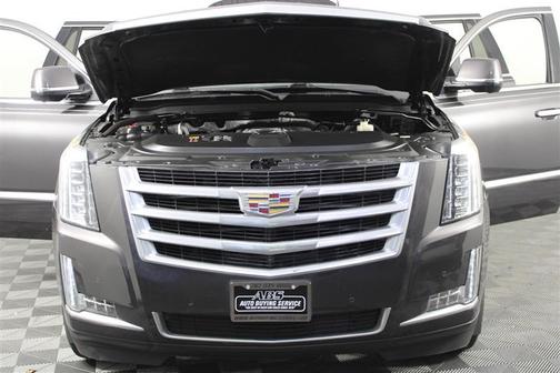 2016 Cadillac Escalade Luxury