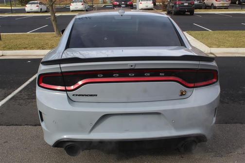 Photo 4 of 31 of 2021 Dodge Charger Scat Pack