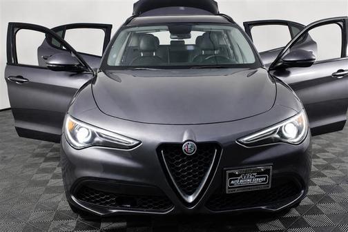 Gray 2018 Alfa Romeo Stelvio Sport
