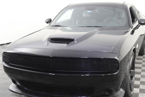 2015 Dodge Challenger SRT 392