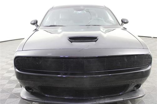 2015 Dodge Challenger SRT 392