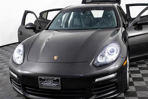 Black 2014 Porsche Panamera 4