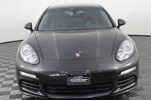 2014 Porsche Panamera 4