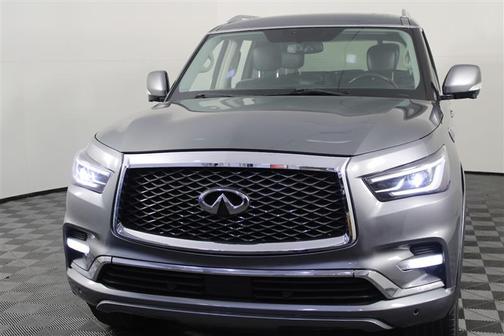 2018 INFINITI QX80 Base