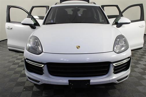 2015 Porsche Cayenne Turbo