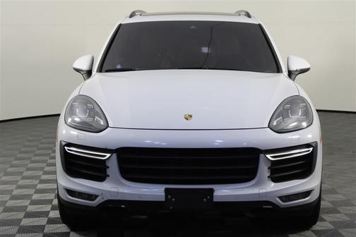 2015 Porsche Cayenne Turbo