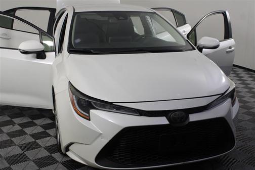 Super White 2020 Toyota Corolla LE