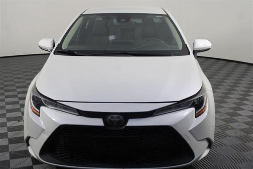 Super White 2020 Toyota Corolla LE