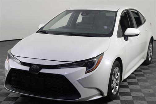 Super White 2020 Toyota Corolla LE
