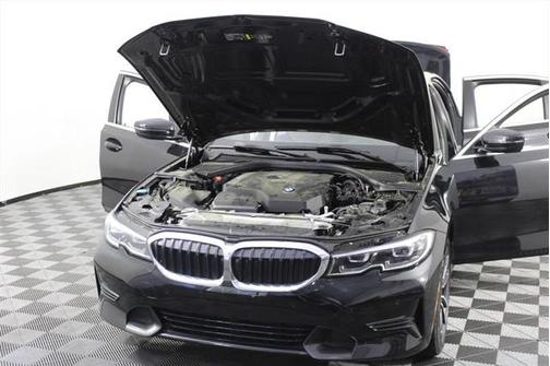 2020 BMW 330 330i