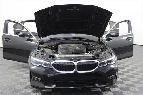 2020 BMW 330 330i