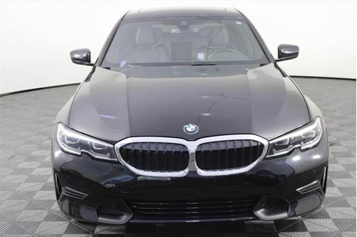 2020 BMW 330 330i