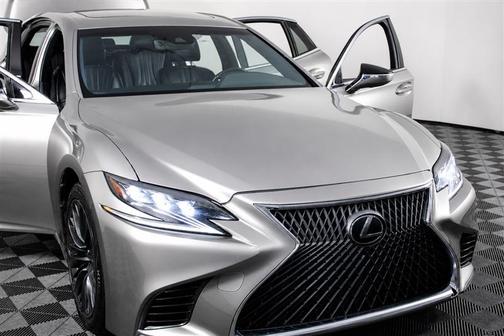 Atomic Silver 2019 Lexus LS 500 Base