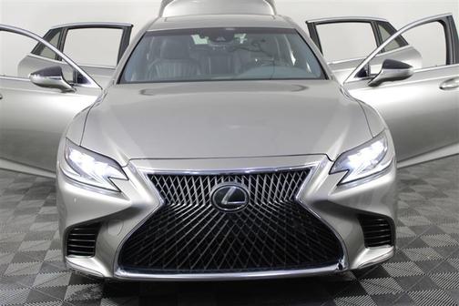 Atomic Silver 2019 Lexus LS 500 Base