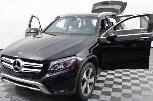 2017 Mercedes-Benz GLC 300 Base