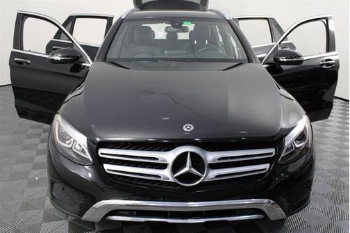 2017 Mercedes-Benz GLC 300 Base
