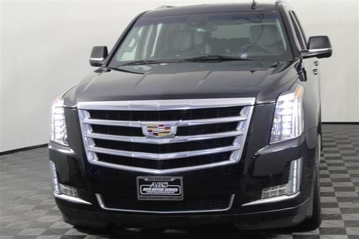 2017 Cadillac Escalade ESV Luxury